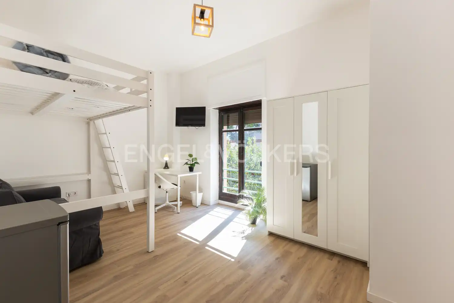 Habitación de Piso en venta en Valencia con Aire acondicionado, Calefacción y Trastero