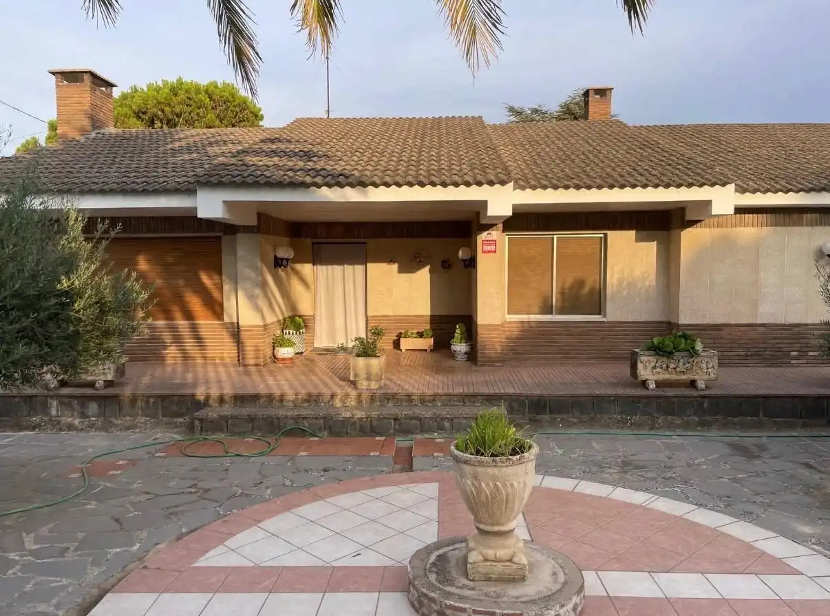 Vista exterior de Casa o chalet en venta en Bulbuente con Aire acondicionado, Calefacción y Jardín privado