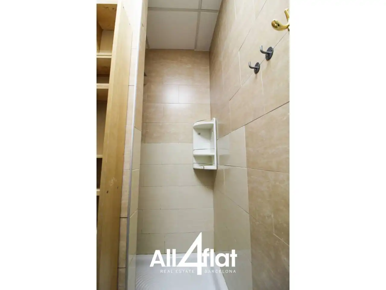 Badezimmer von Wohnung zum Verkauf in L'Hospitalet de Llobregat mit Klimaanlage und Alarm