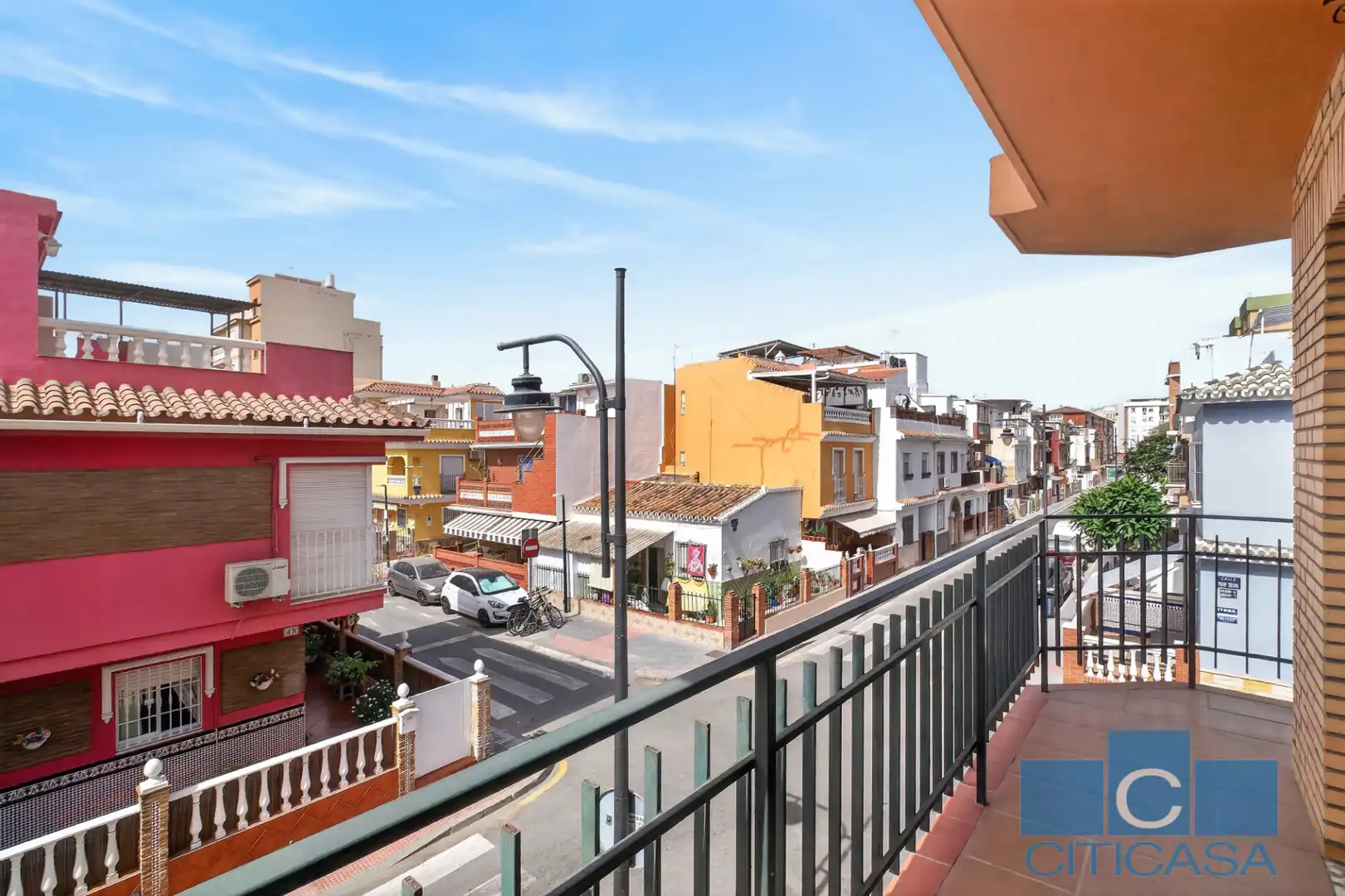 Vista exterior de Casa o xalet en venda en Málaga amb Terrassa i Balcó