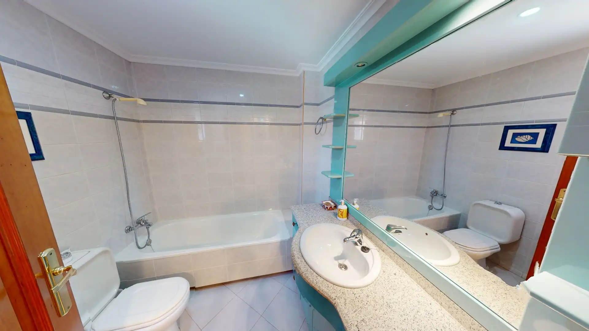 Badezimmer von Haus oder Chalet zum Verkauf in Mutxamel mit Klimaanlage, Privatgarten und Terrasse