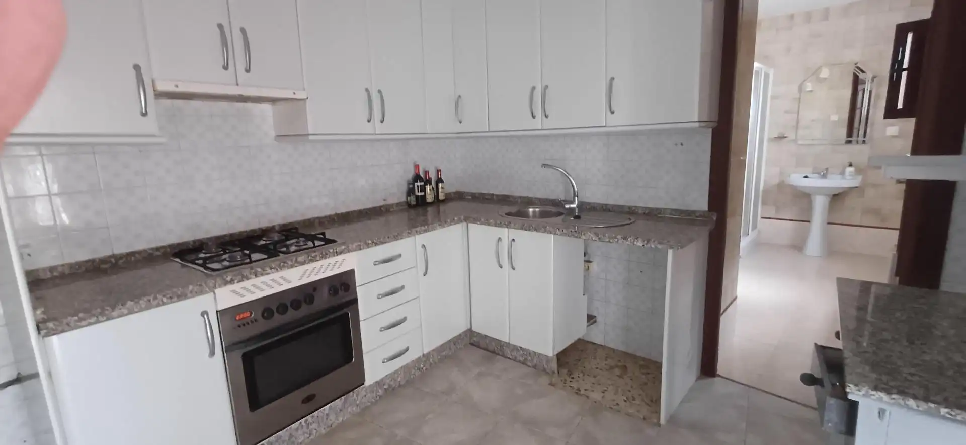 Cuina de Casa o xalet en venda en Cheles amb Terrassa, Traster i Balcó