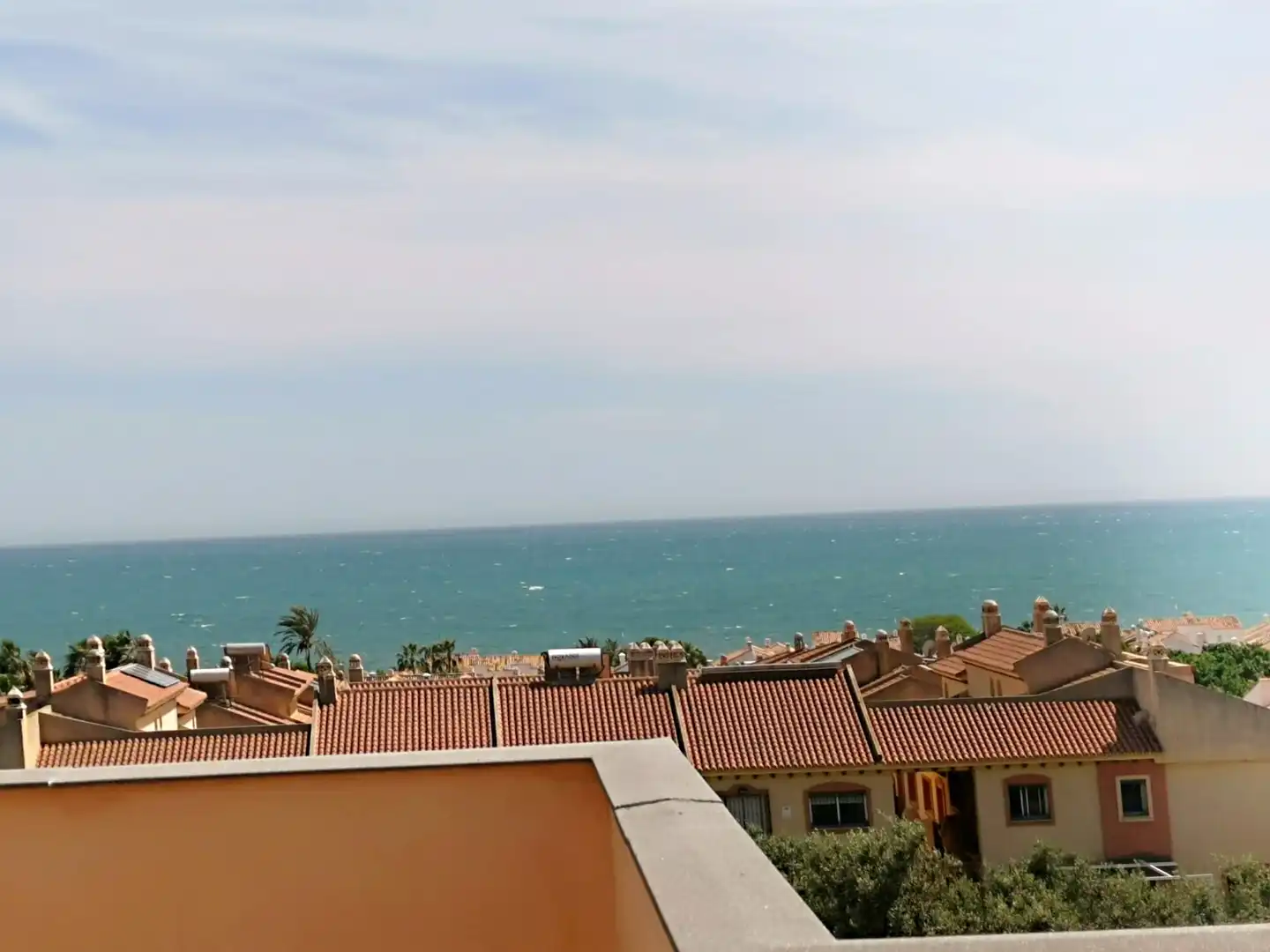 Vista exterior de Casa o chalet en venta en Vélez-Málaga con Aire acondicionado, Terraza y Amueblado