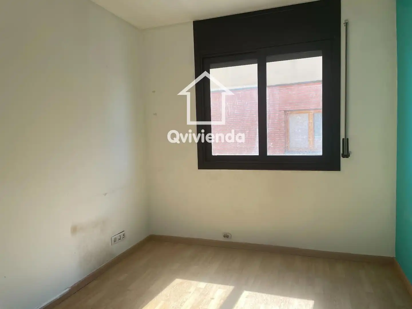 Habitación de Casa adosada en venta en Montmeló con Calefacción