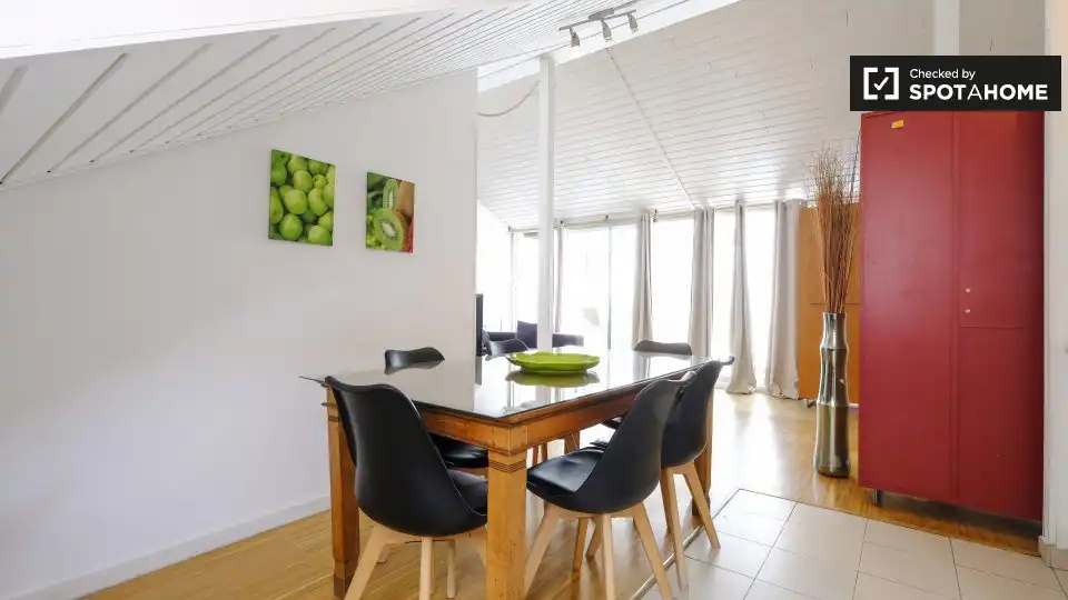 Room in Sol
