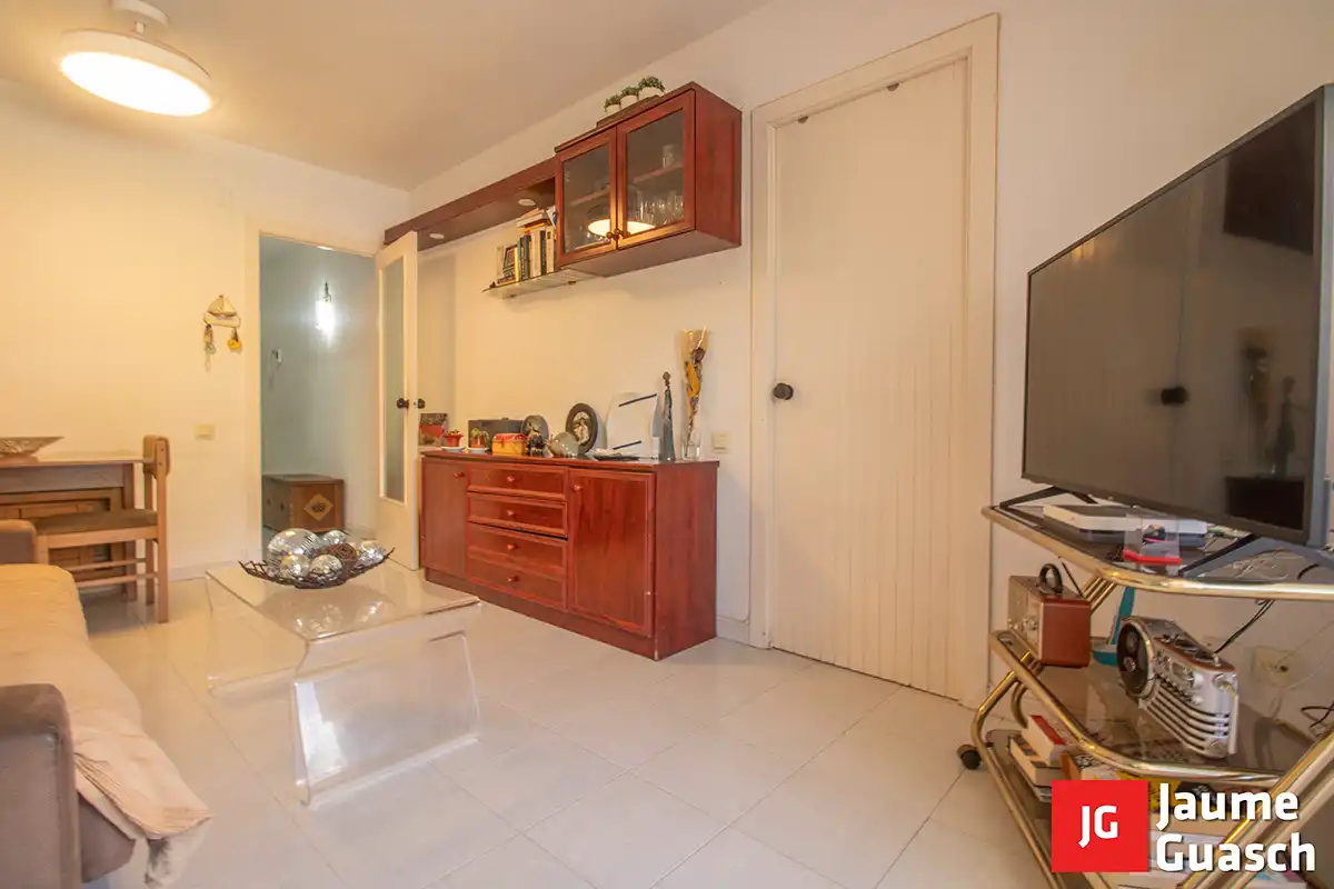 Apartamento en venta en N-340, 152, Barri Marítim