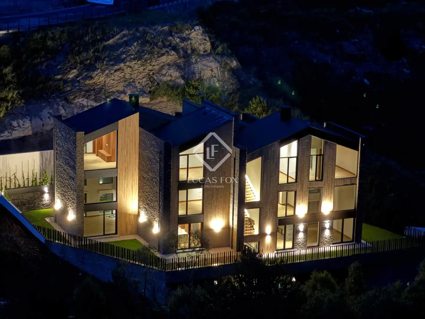 Vista exterior de Casa o xalet en venda en La Massana amb Aire condicionat, Calefacció i Jardí privat