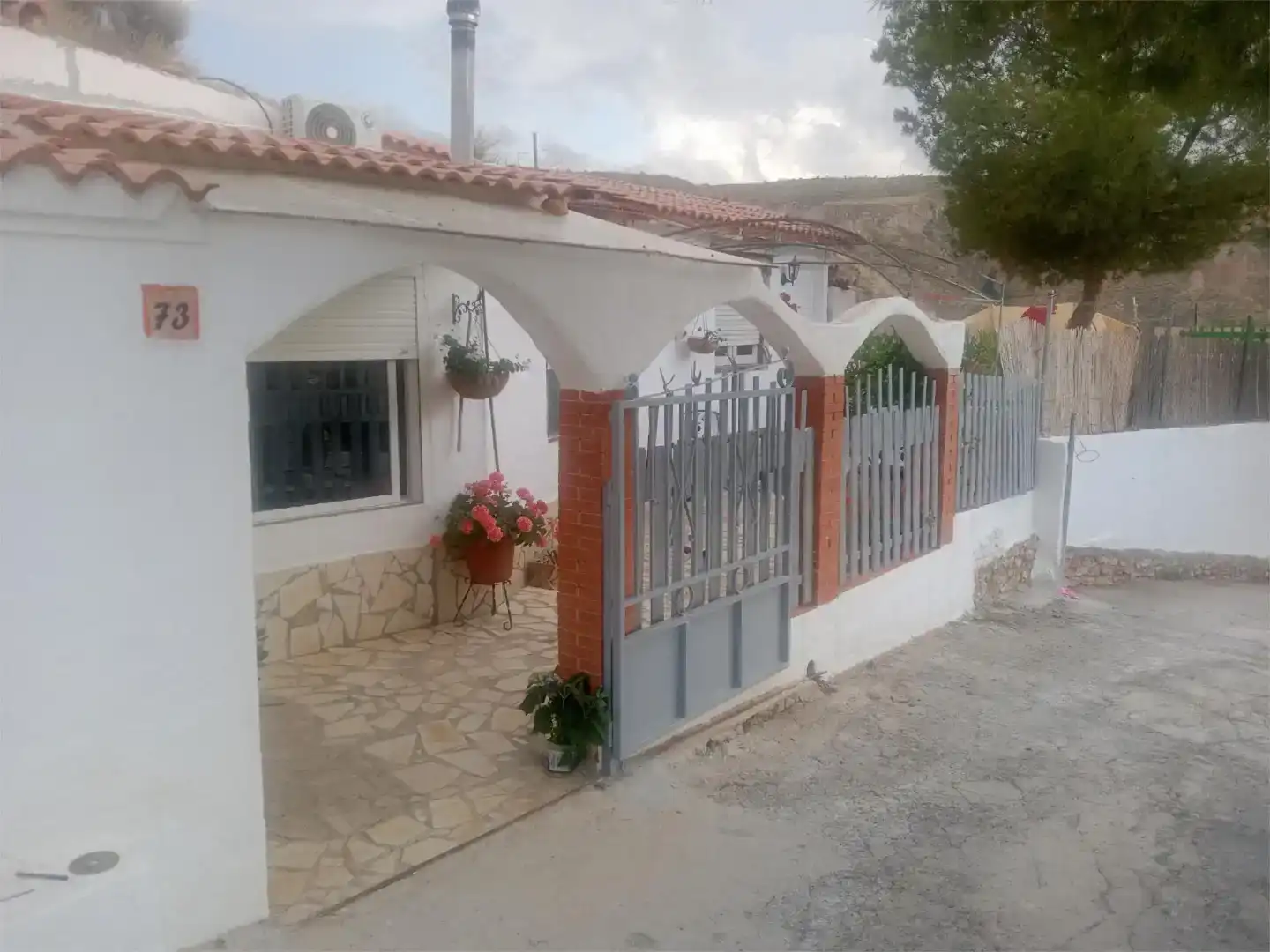 Exterior view of Flat for sale in Gorafe  with Air Conditioner, Private garden and Parquet flooring