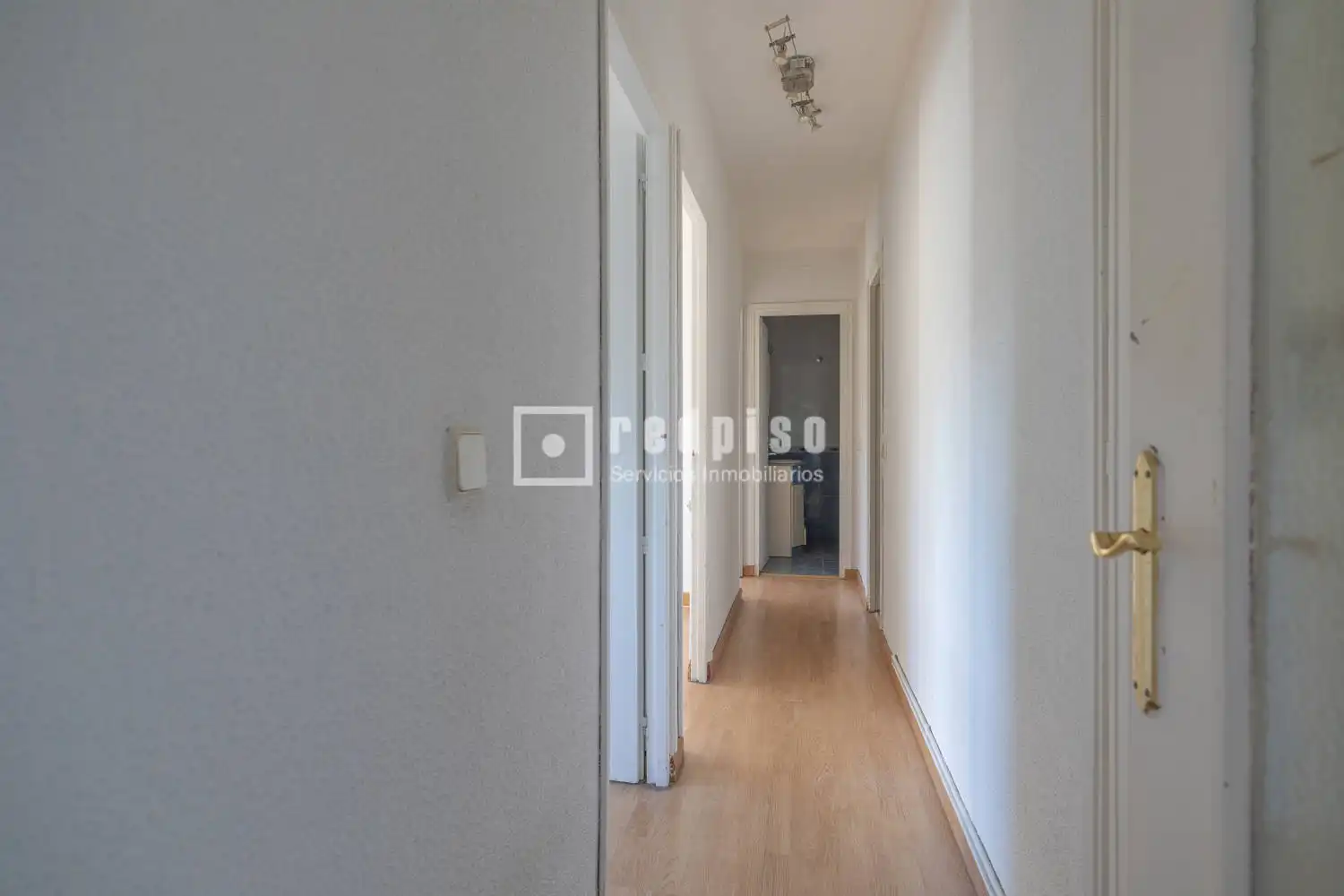Wohnung zum Verkauf in Madrid mit Klimaanlage, Heizung und Privatgarten