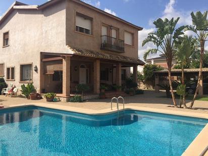 Piscina de Casa o xalet en venda en Elche / Elx amb Calefacció, Jardí privat i Terrassa