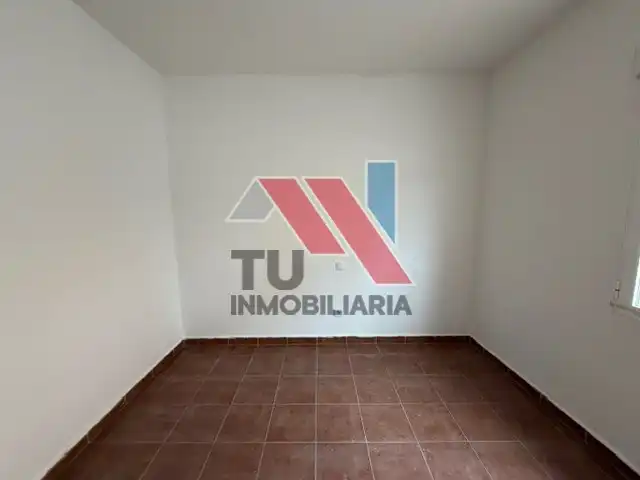 Dormitori de Casa o xalet en venda en Otero amb Calefacció, Jardí privat i Balcó
