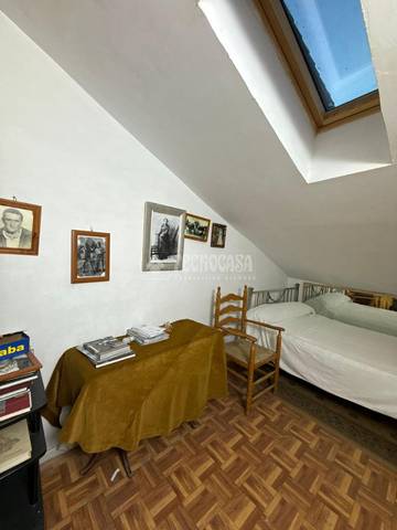 Piso en Venta en Cortes - Huertas