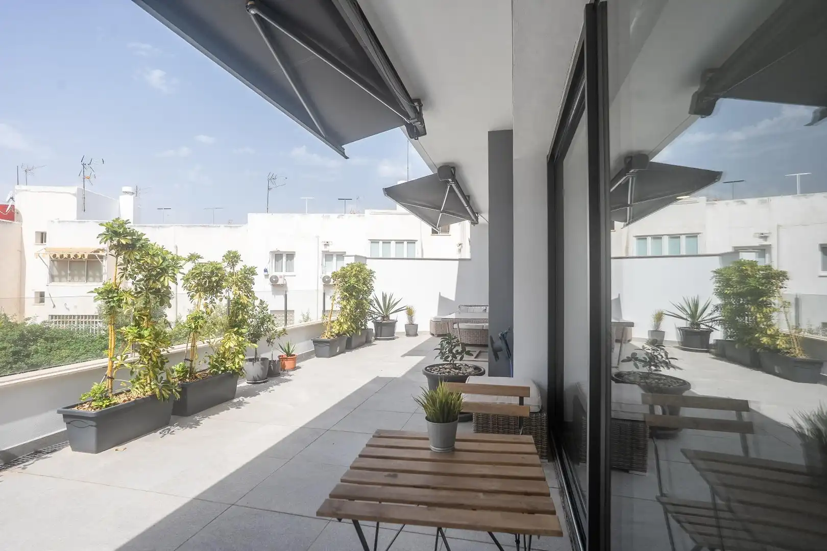 Terraza de Casa o chalet en venta en Almería con Aire acondicionado, Jardín privado y Terraza