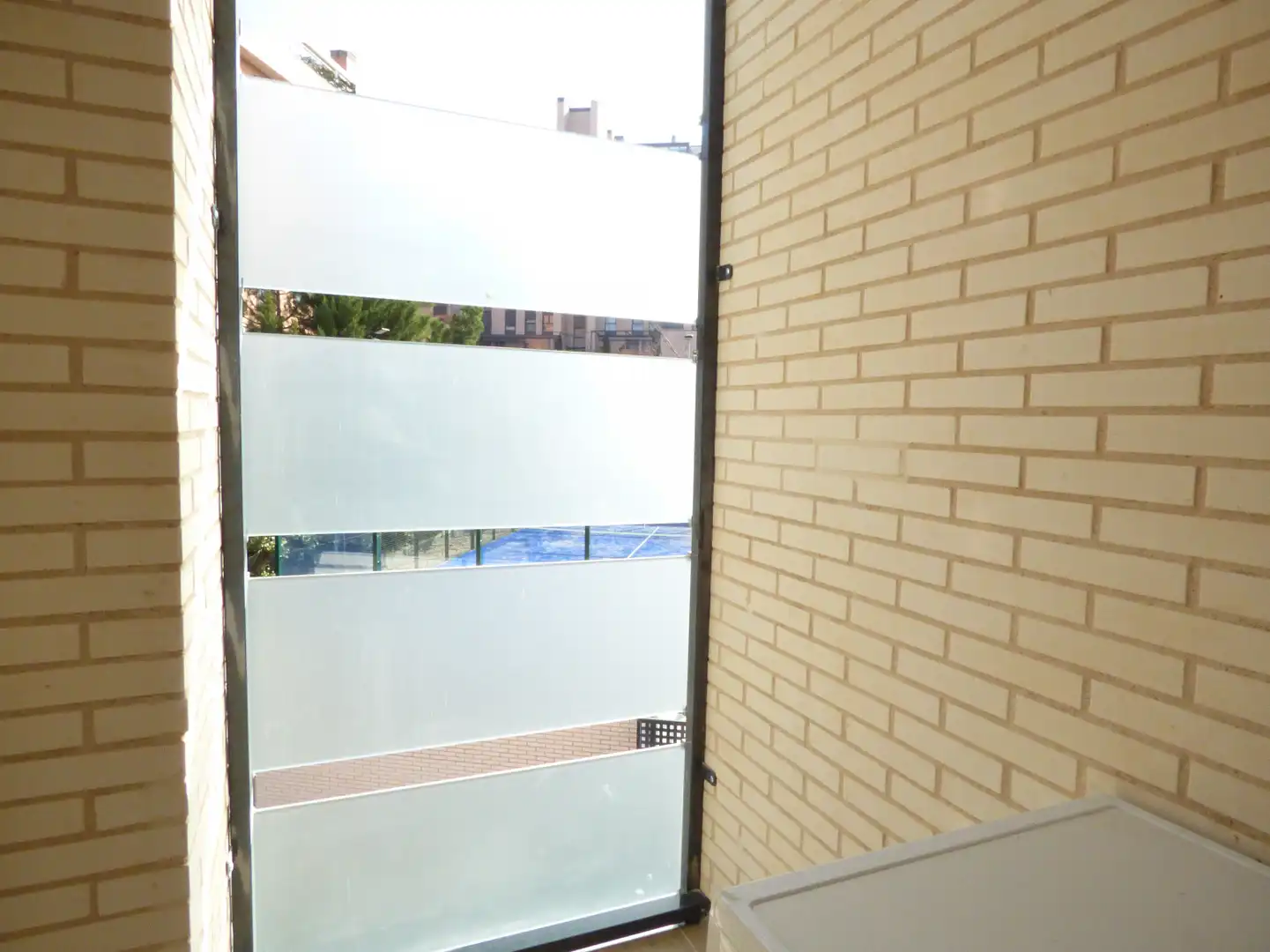 Terrassa de Pis de lloguer en Madrid amb Aire condicionat, Calefacció i Jardí privat