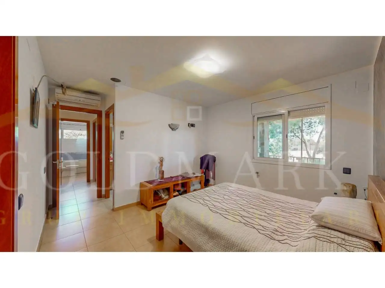 Dormitori de Casa o xalet en venda en Sabadell amb Aire condicionat, Jardí privat i Terrassa