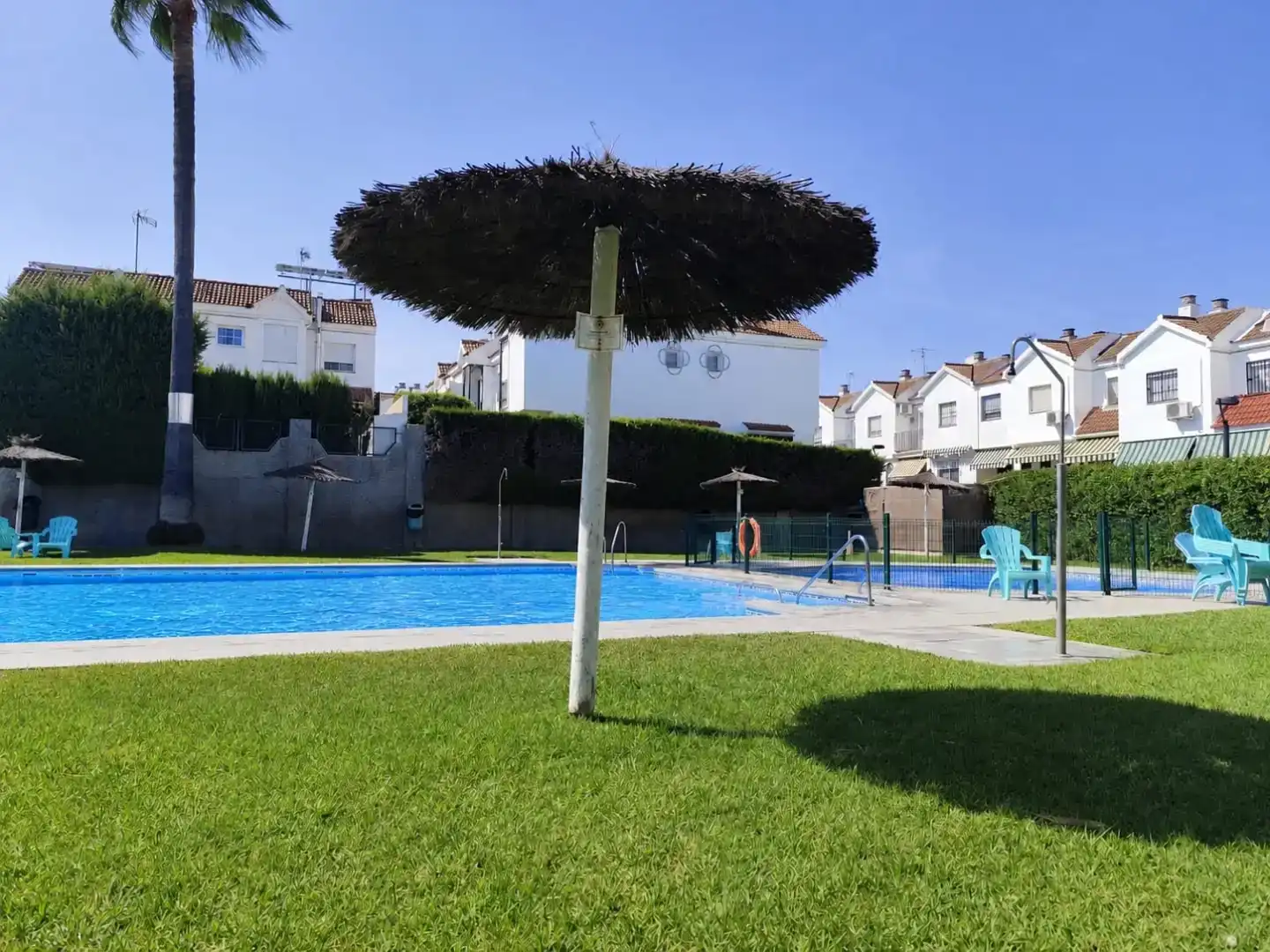 Piscina de Apartament de lloguer en Ciudad Aljarafe