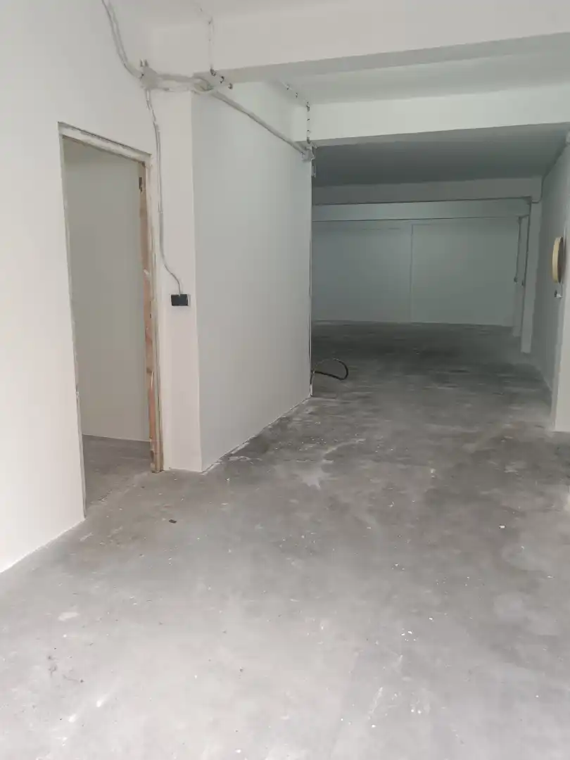 Business premises for sale in Plaza Xúquer, imagen 6