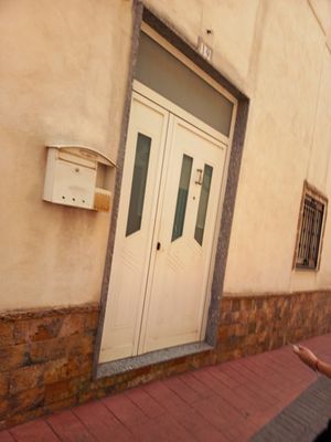 House or chalet for sale in Ador  with Air Conditioner, Terrace and Storage room