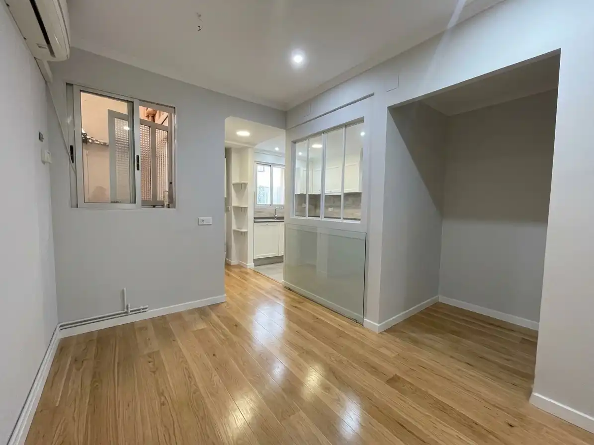 Piso en venta en Valencia con Aire acondicionado, Calefacción y Terraza