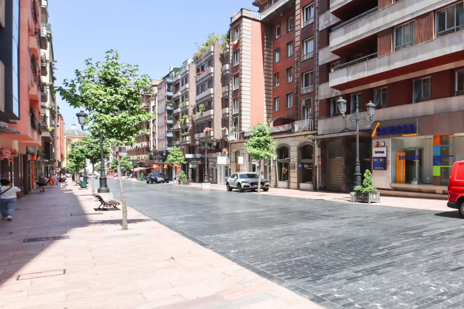 Außenansicht von Wohnung zur Miete in Oviedo  mit Heizung und Parkett