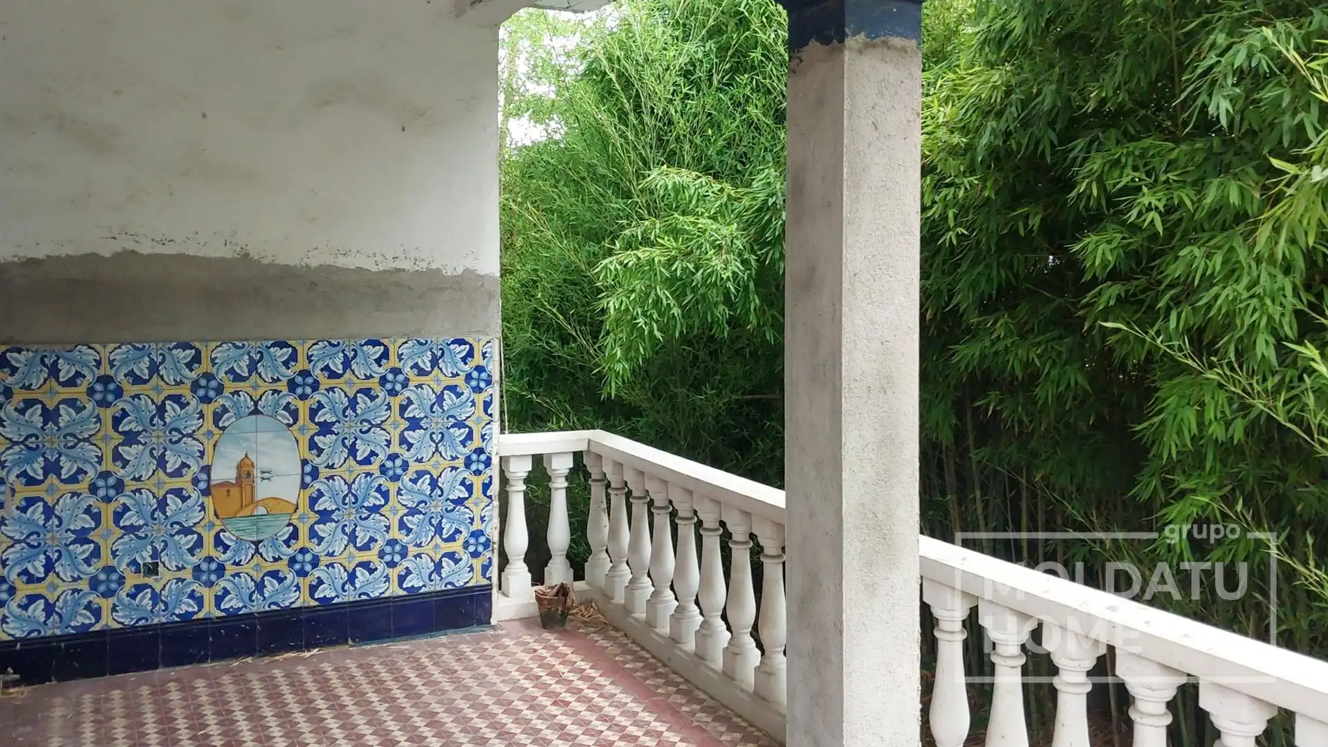 Terrasse von Einfamilien-Reihenhaus zum Verkauf in Bilbao  mit Klimaanlage, Heizung und Privatgarten