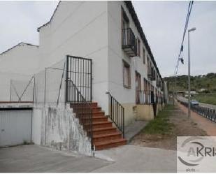 Vista exterior de Edifici en venda en San Román de los Montes