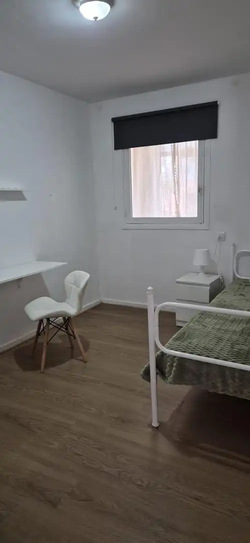Bedroom of Flat for share in Santa Cruz de Tenerife