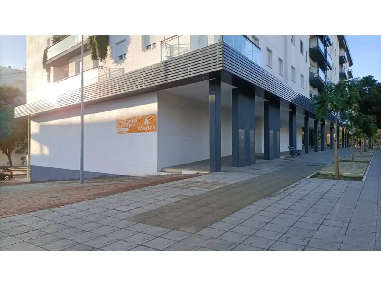 Local comercial en venta en Avenida Andalucía 56