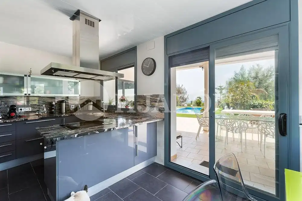Kitchen of Houses for sale in Alella  with Heating, Private garden and Terrace
