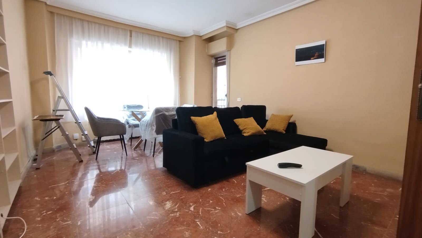 Piso para compartir en Calle Álvaro Gil, Carmelitas, San Bernardo - Carmelitas - Campus