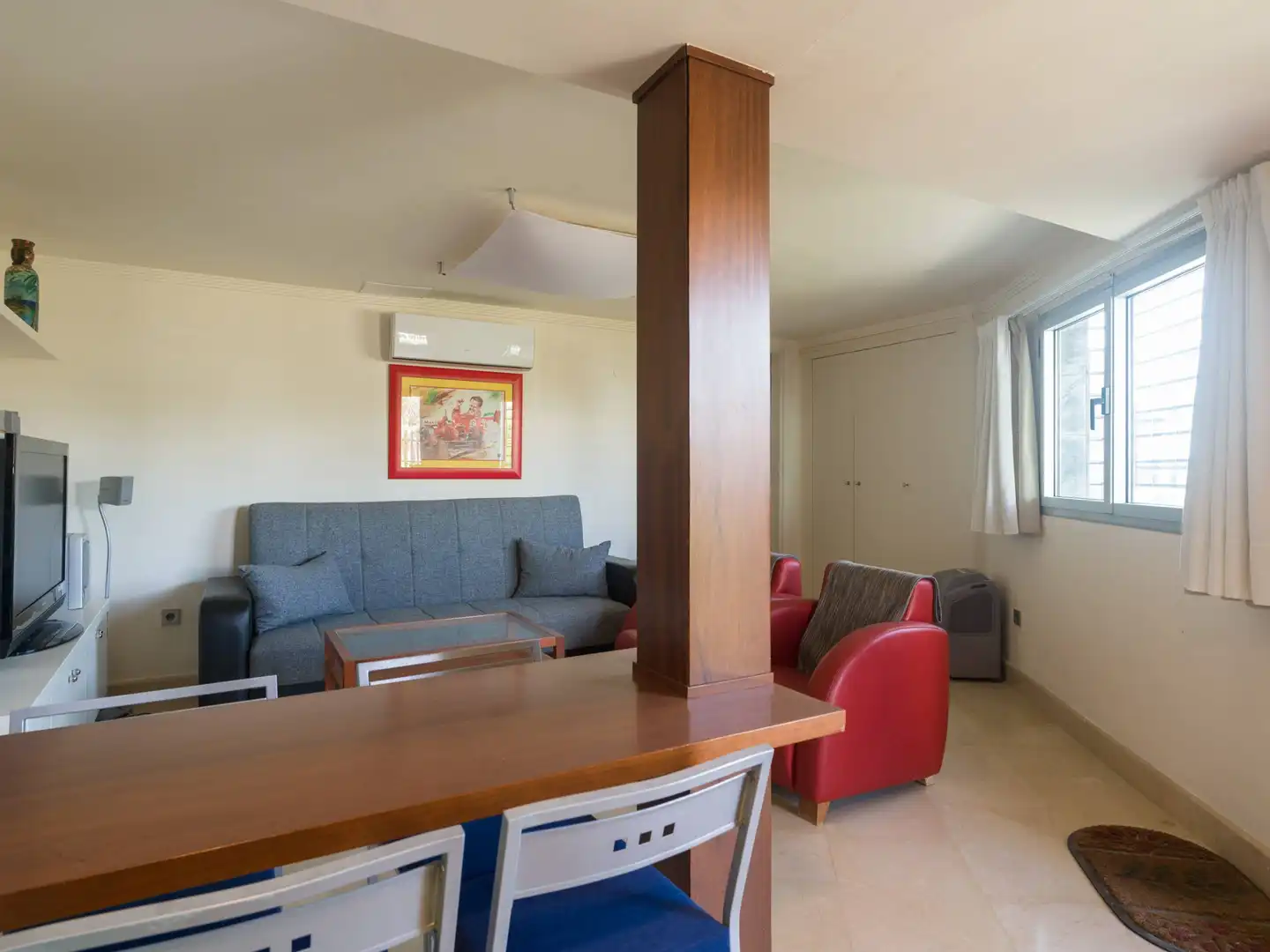 Sala de estar de Casa o chalet en venta en San Bartolomé de Tirajana con Aire acondicionado, Amueblado y Jacuzzi