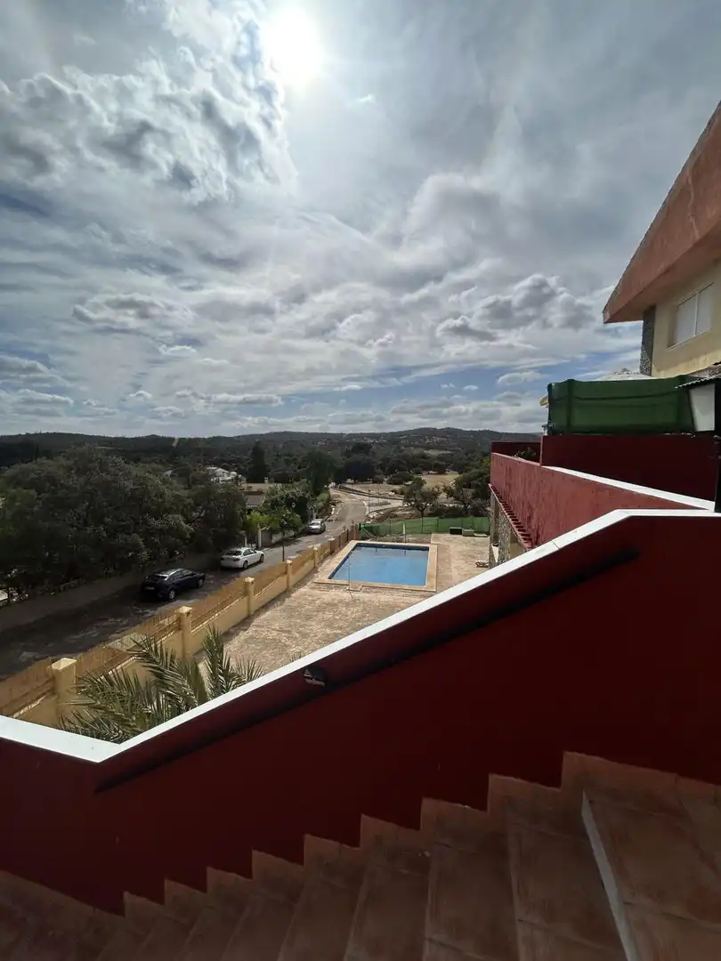 Piscina de Estudio de alquiler en El Garrobo, Sevilla