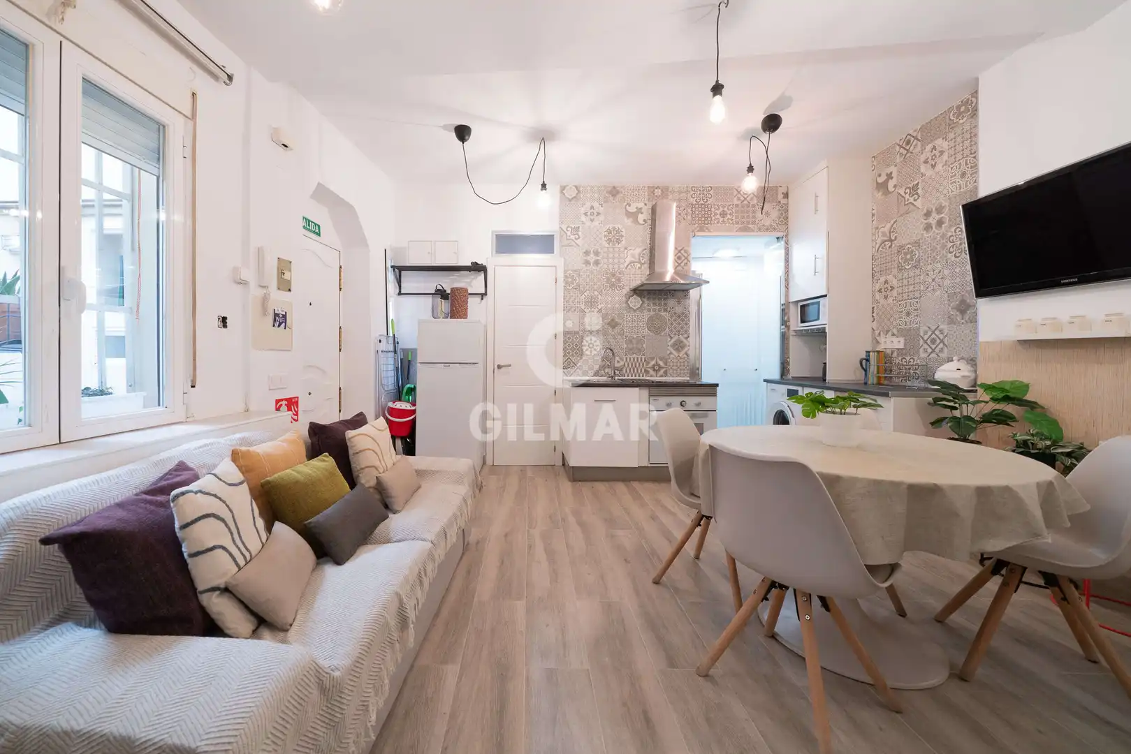 Küche von Erdgeschoss zum Verkauf in Madrid mit Heizung