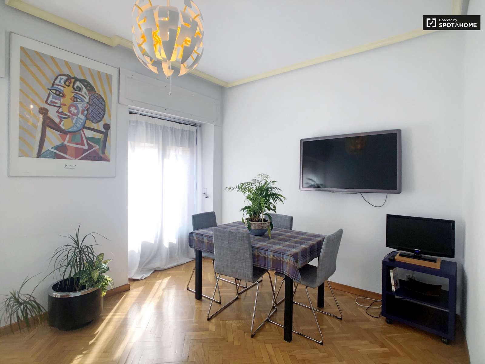 Apartament per a compartir a Argüelles
