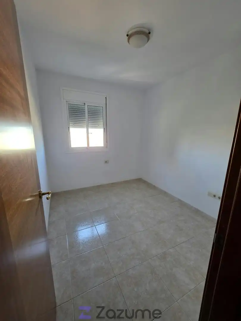 Habitación de Piso de alquiler en Santa Cruz de Tenerife con Terraza, Horno y Lavadora