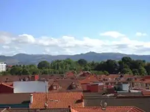 Vista exterior de Piso de alquiler en Gijón  con Calefacción, Parquet y Amueblado