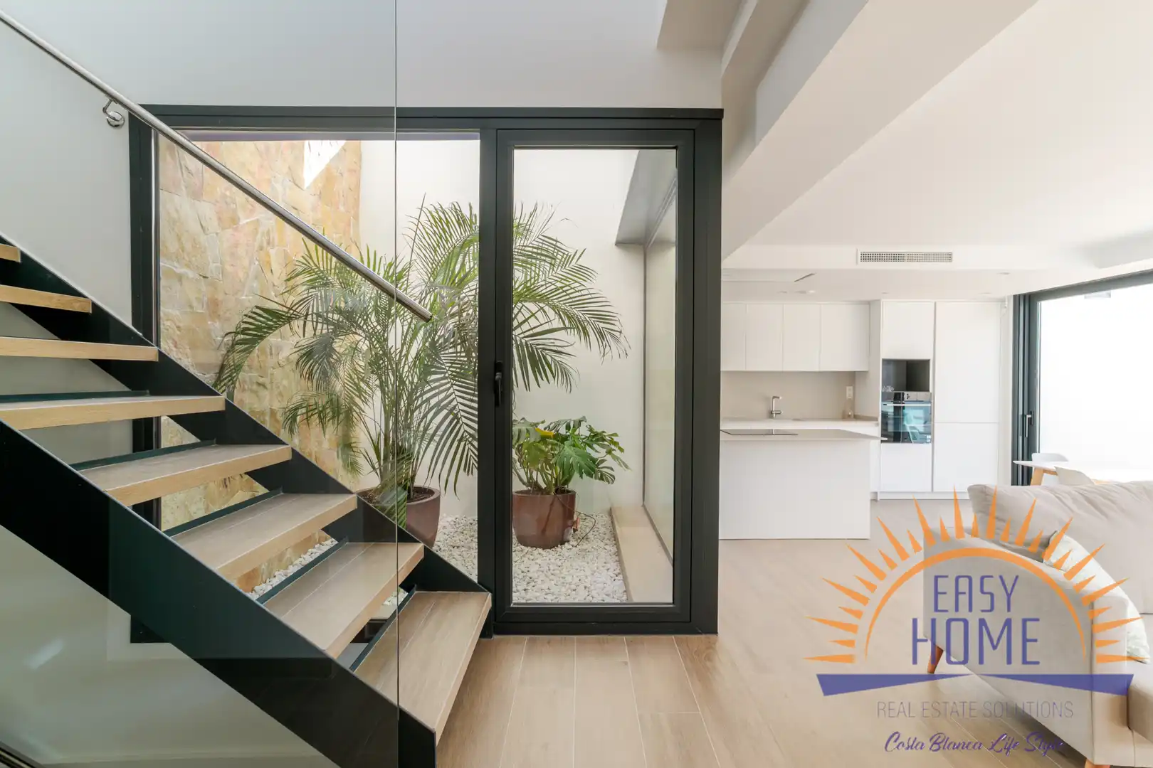 Houses for sale in Monforte del Cid  with Air Conditioner, Heating and Private garden