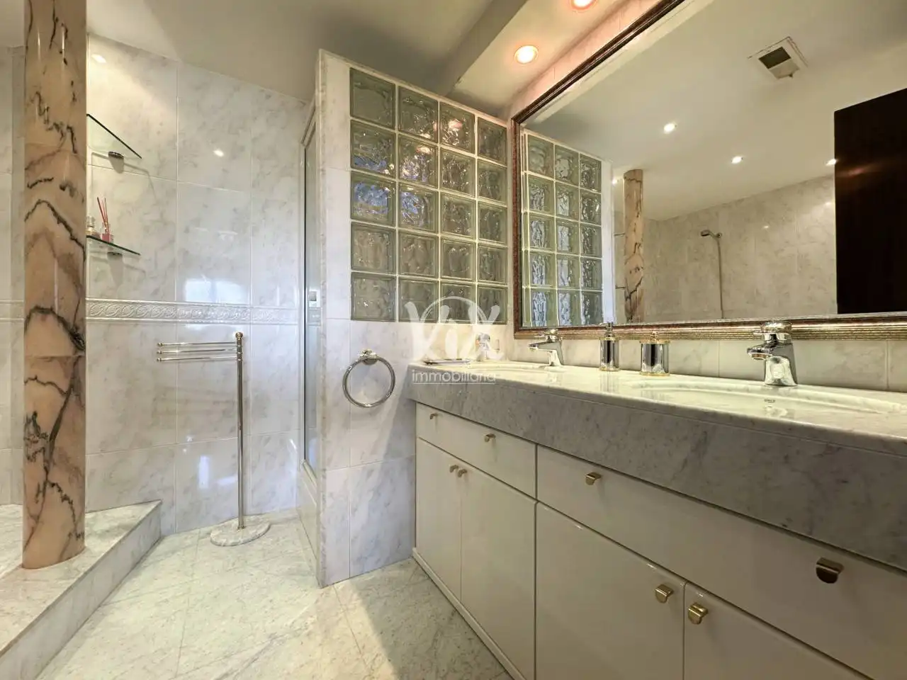 Baño de Piso en venta en Mataró con Aire acondicionado, Calefacción y Terraza