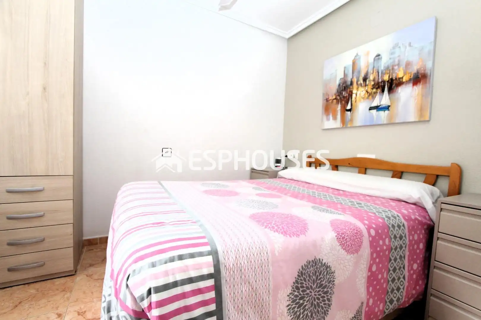 Habitación de Ático en venta en Torrevieja con Aire acondicionado, Terraza y Trastero