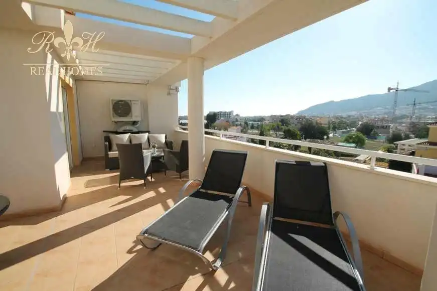 Terraza de Ático de alquiler en L'Alfàs del Pi con Aire acondicionado, Terraza y Piscina