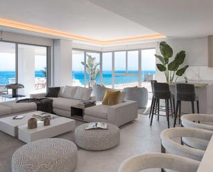 Sala d'estar de Apartament en venda en Málaga Capital amb Aire condicionat, Terrassa i Piscina