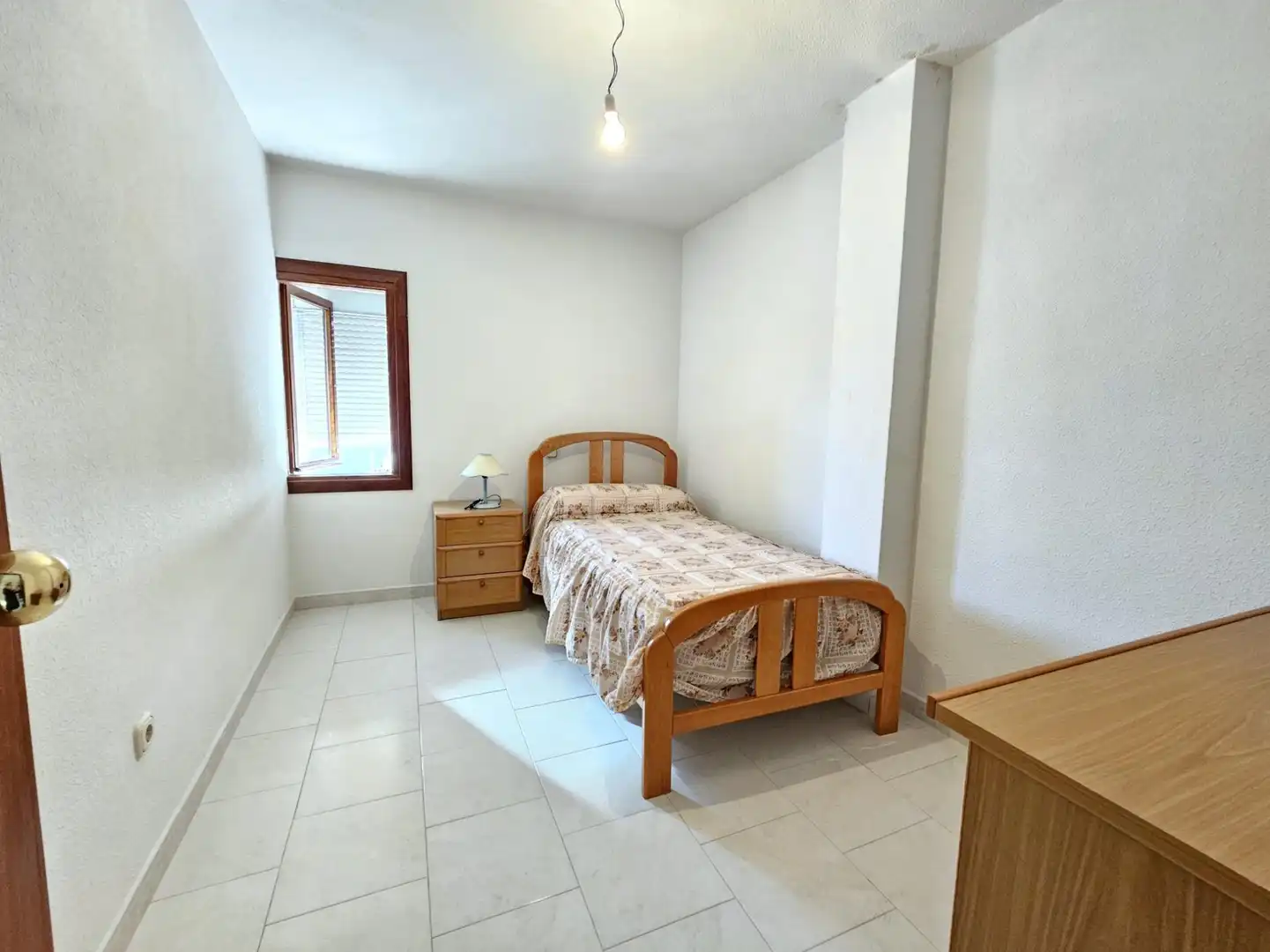 Dormitori de Casa o xalet en venda en Navarredondilla amb Traster i Moblat