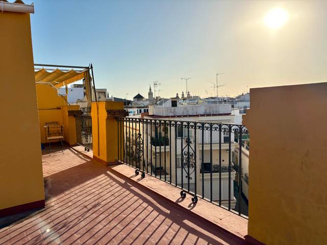 Ático en Alquiler en Calle Muro de los Navarros en Santa Catalina