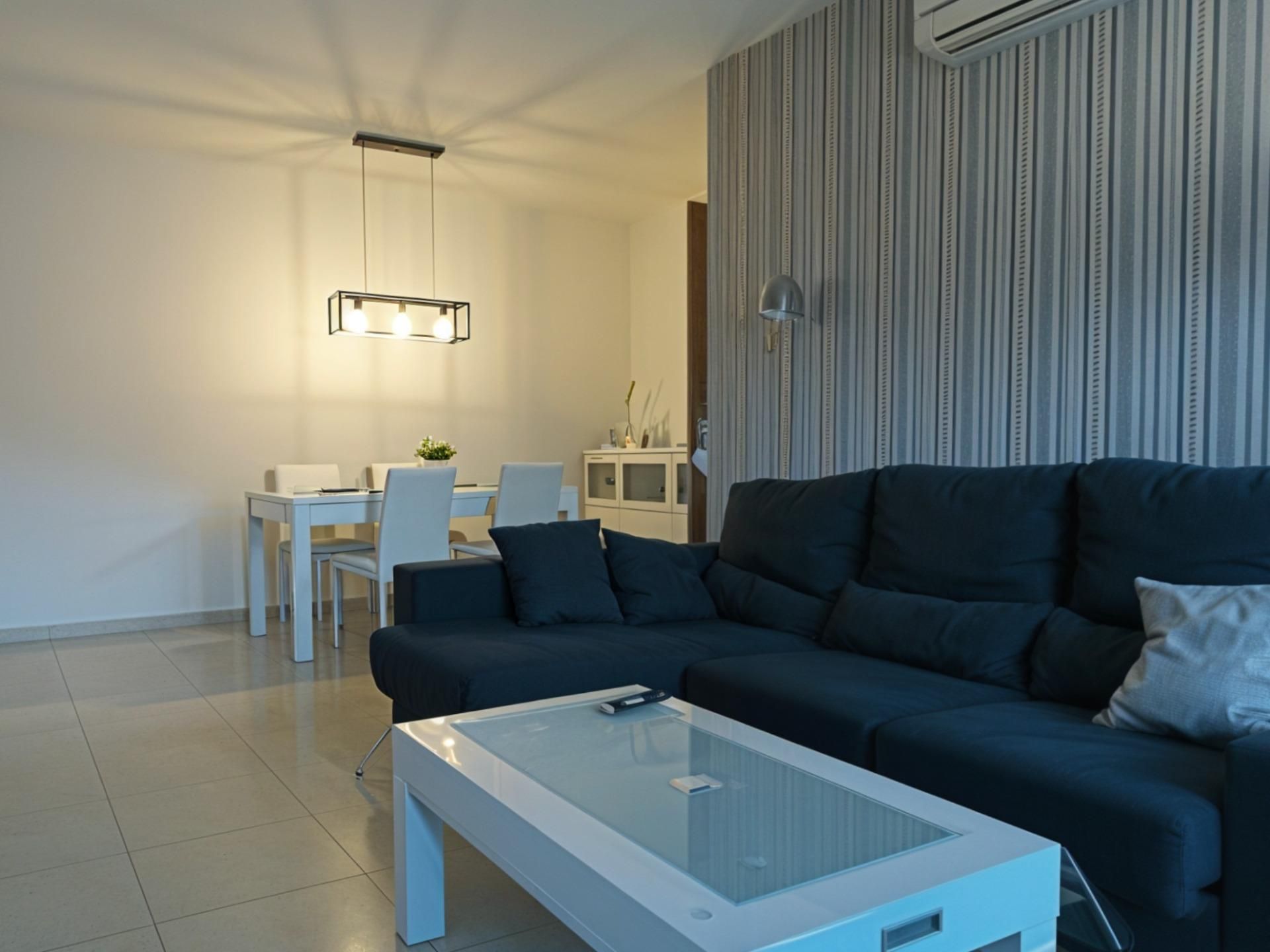 Living room of Flat for sale in Sabadell  with Air Conditioner, Heating and Terrace