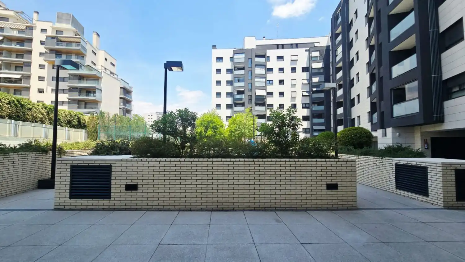 Vista exterior de Ático de alquiler en Madrid con Aire acondicionado, Calefacción y Terraza