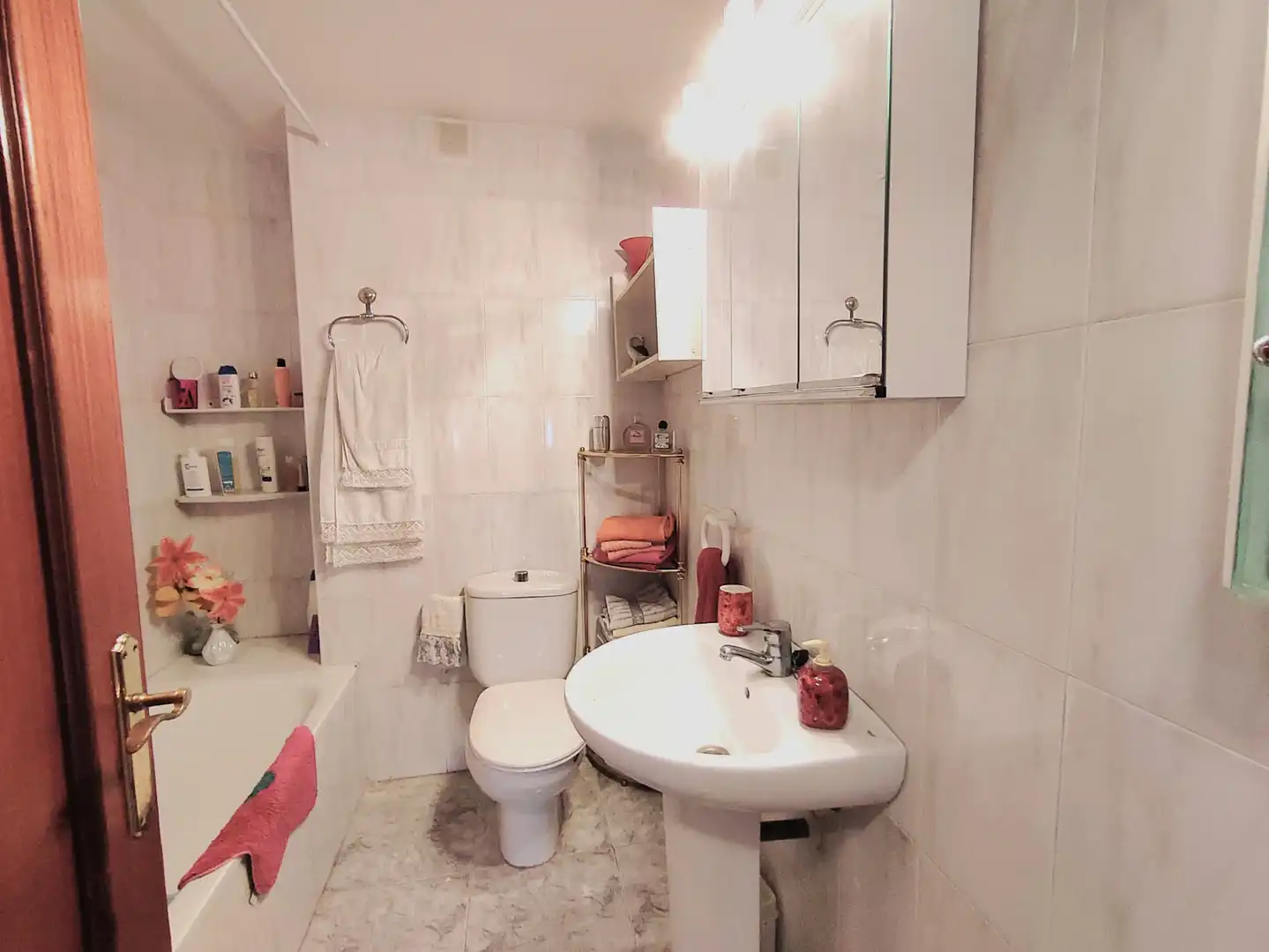 Bathroom of Flat for sale in Fenals