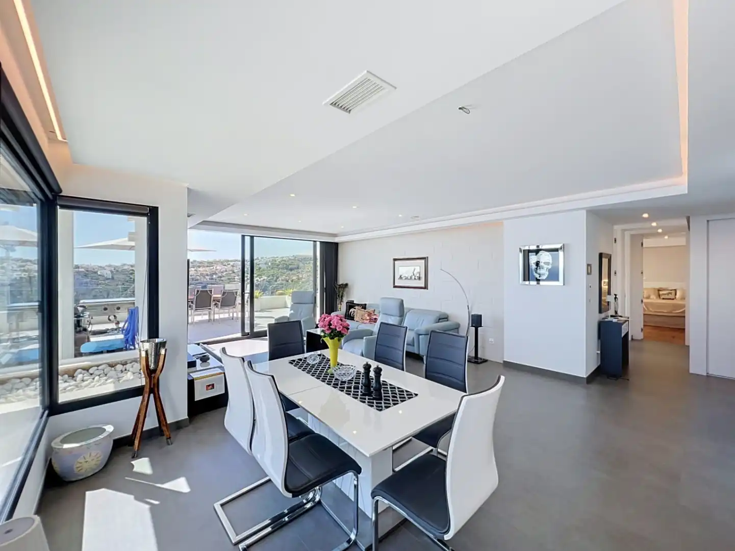 Penthouse with pool for sale in Cumbre del Sol, imagen 5