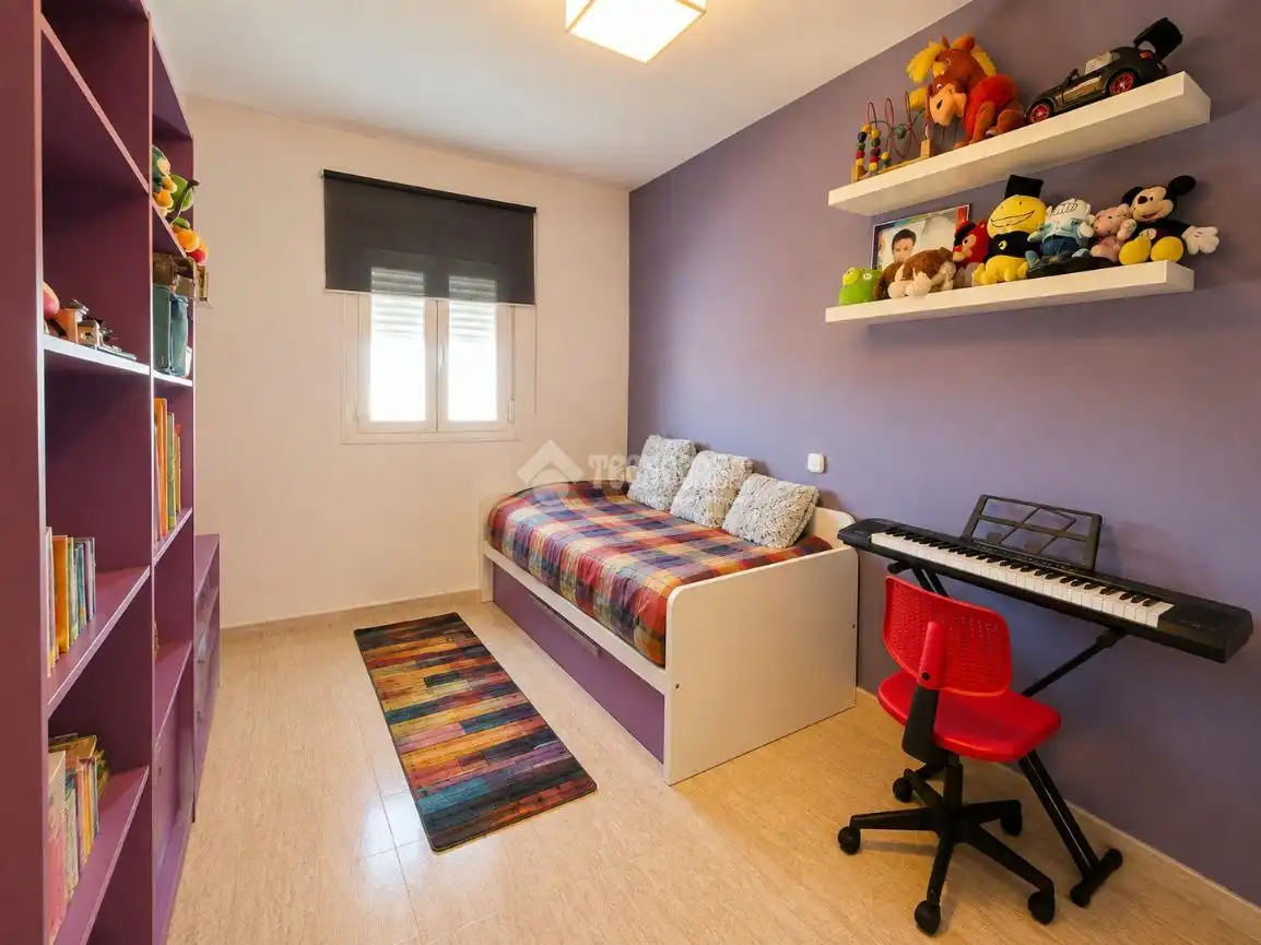 Habitación de Piso en venta en Pozuelo del Rey con Calefacción y Trastero