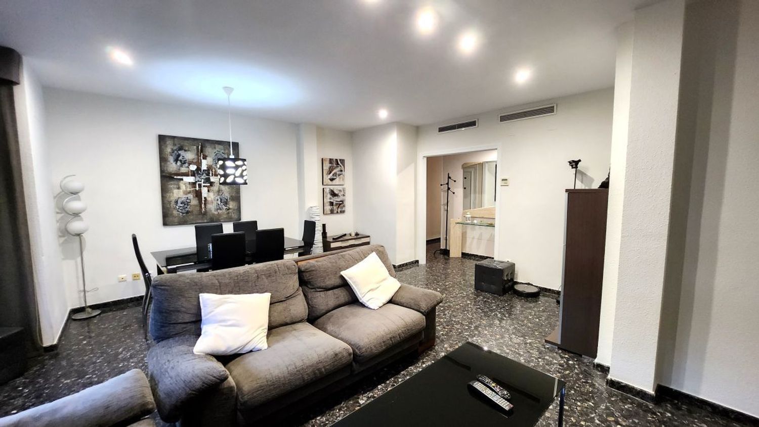 Wohnzimmer von Wohnung miete in Paterna mit Klimaanlage