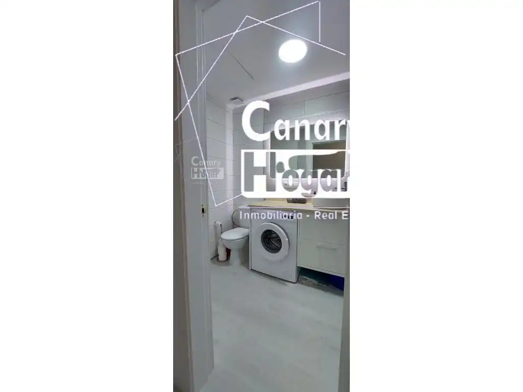 Dormitori de Apartament en venda en Adeje amb Aire condicionat i Balcó